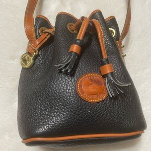 Dooney & Bourkey bag